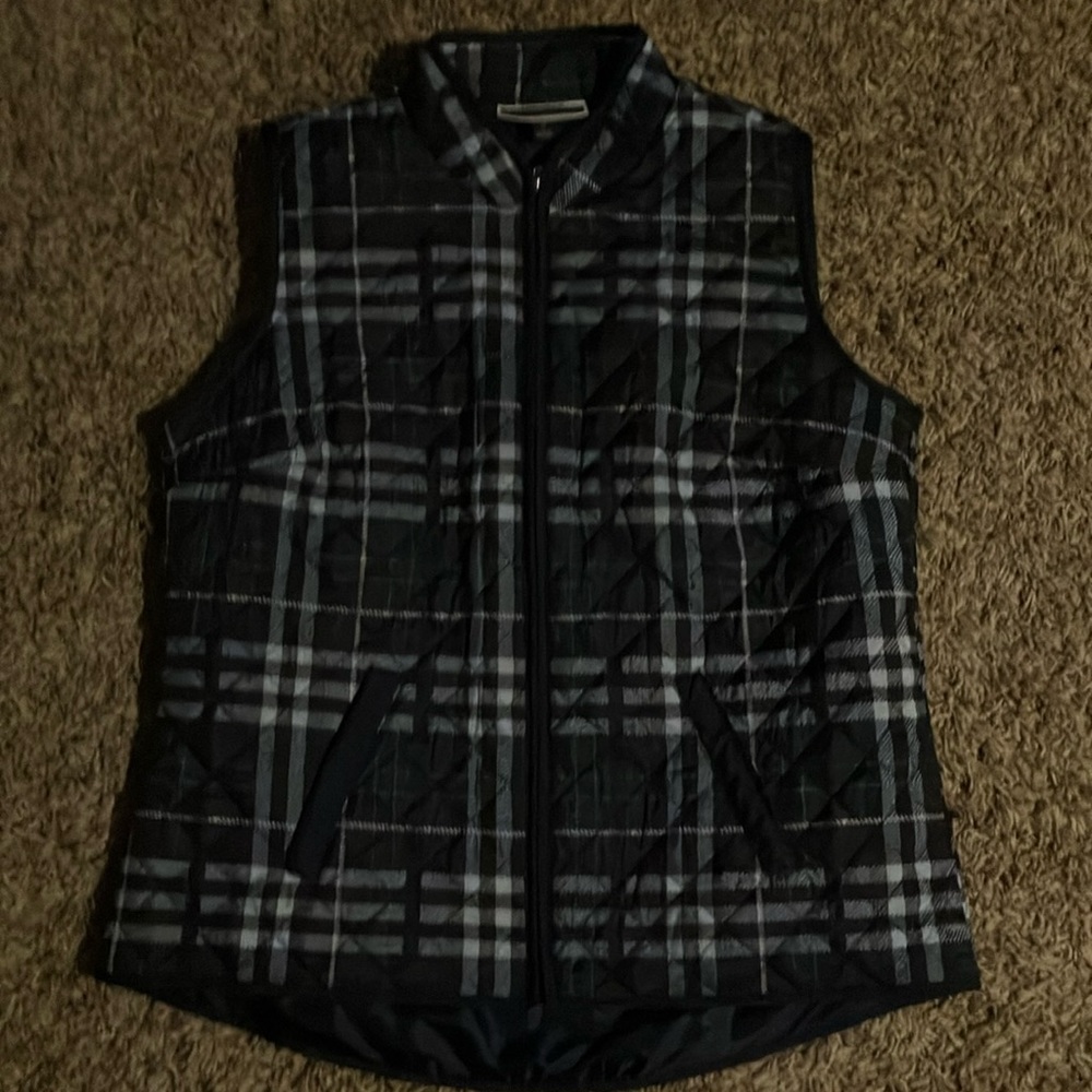 Women’s light weight vest. Only worn once.